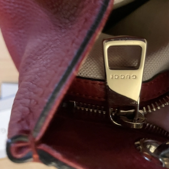 Gucci Bamboo Red Pebbled Leather Top Handle Bag w/ COA - Picture 14 of 14